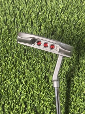New Right Handed Scotty Cameron Golf 2018 Select Fastback 2 Putter 35in Men’s
