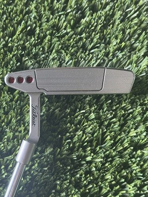 Titleist Scotty Cameron Select Newport 2 32.5” w Head Cover RH