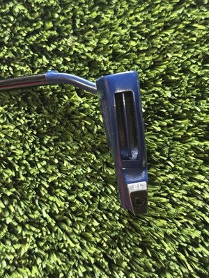 Right Handed TaylorMade Spider Tour X Solid Navy Blue, 35 Inch + Head Cover