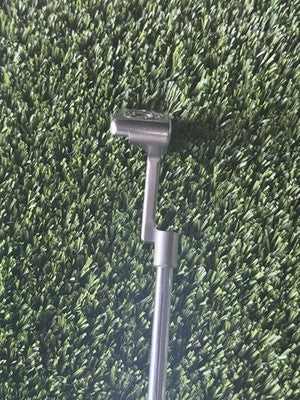 Titleist Scotty Cameron Select Newport 2 32.5” w Head Cover RH