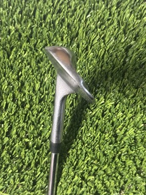 Wilson Harmonized Sole Grind 52 Degree 8 Bounce Men's RH Gap Wedge AW