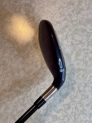 Callaway RAZR EDGE 4 Hybrid 4H 22* Uniflex 75g Graphite Shaft RH With Head Cover