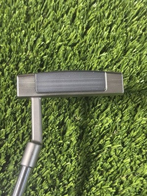 New Right Handed Scotty Cameron Golf 2018 Select Fastback 2 Putter 35in Men’s