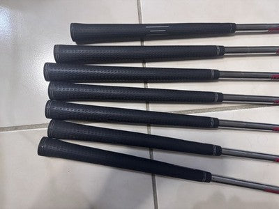 Tour Edge HL3 Iron Set 4-Pw Stiff Flex KBS Tour Steel Shafts RH +1.5