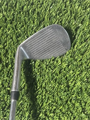 Wilson Harmonized Sole Grind 52 Degree 8 Bounce Men's RH Gap Wedge AW