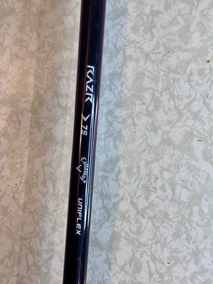 Callaway RAZR EDGE 4 Hybrid 4H 22* Uniflex 75g Graphite Shaft RH With Head Cover