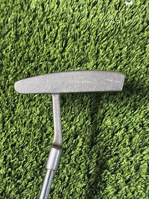 Right Handed Ping Zing 5 Putter Karsten 85068 MFG Corp. 36" New Grip