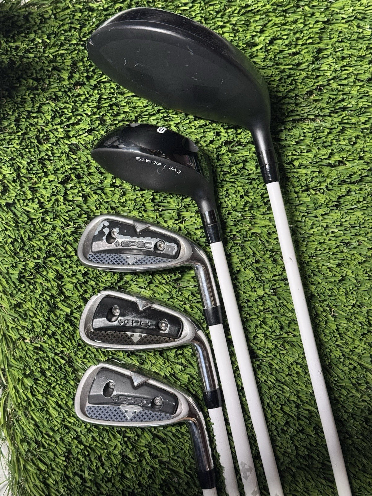 Epec Golf Youth 5 Club Set Driver 14*, 6H 26*, 7, 8, 9 Irons Junior Right Handed