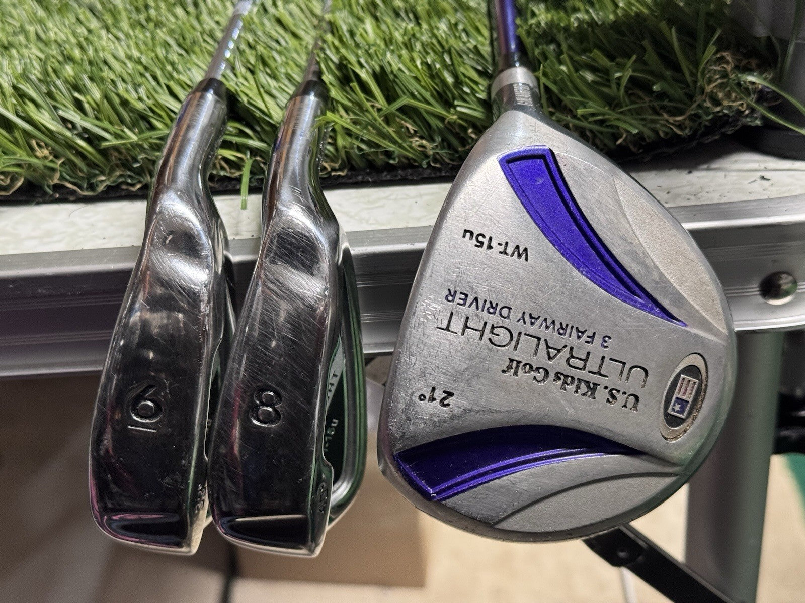 USKG US Kids WT-15 U 54 Junior 3 Clubs Ultralight 3H 21*, 6 & 8 Irons Right Hand