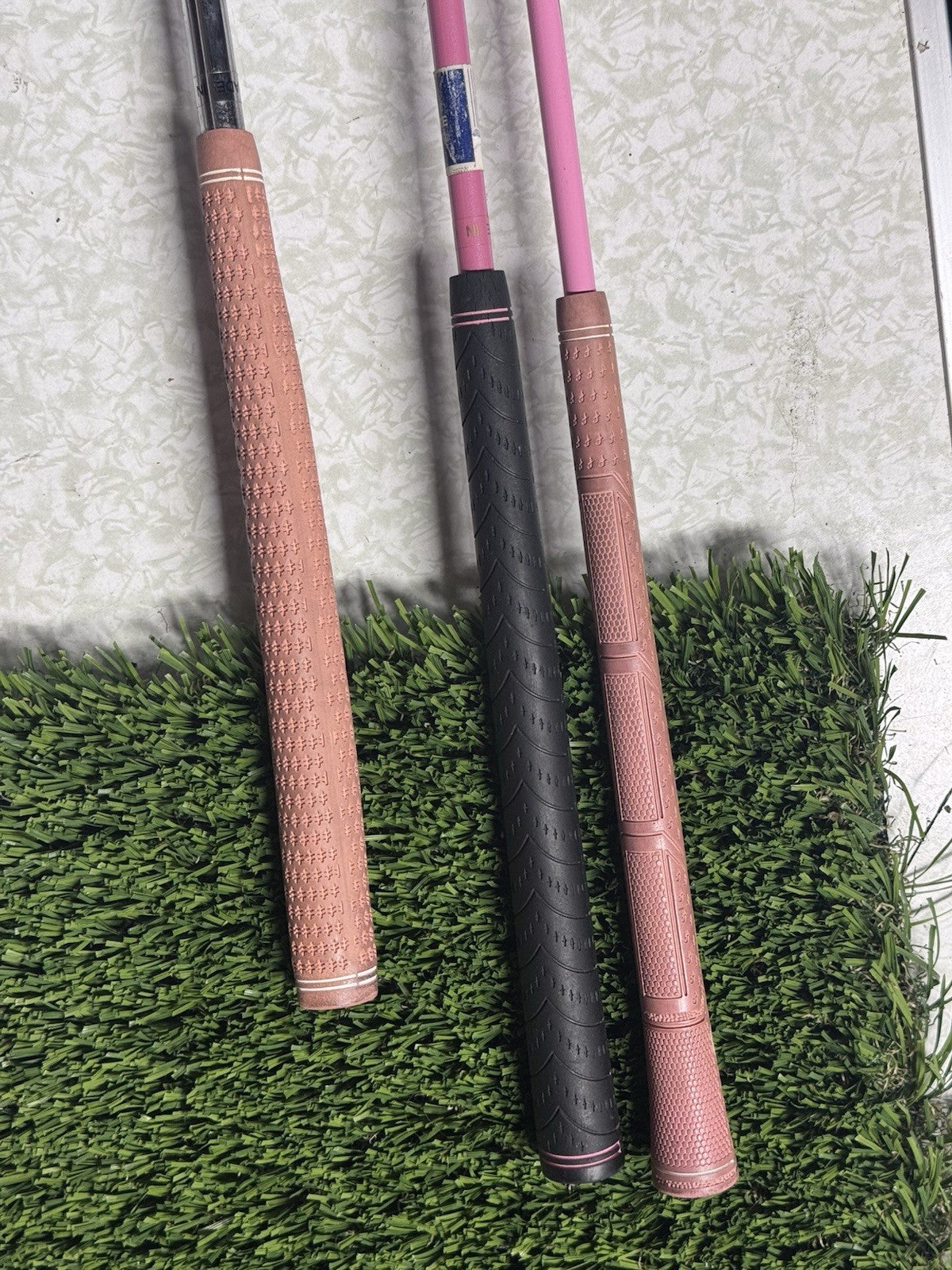 Lynx LX Jr Girls Pink Golf Set 3pc 3 Wood, 7 Iron, Putter & Bag 3-5yr Old RH