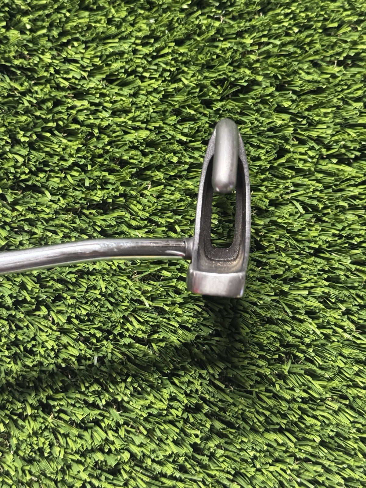 Right Handed Rollin Stainless Model R2 Mallet Putter Steel Shaft 34"