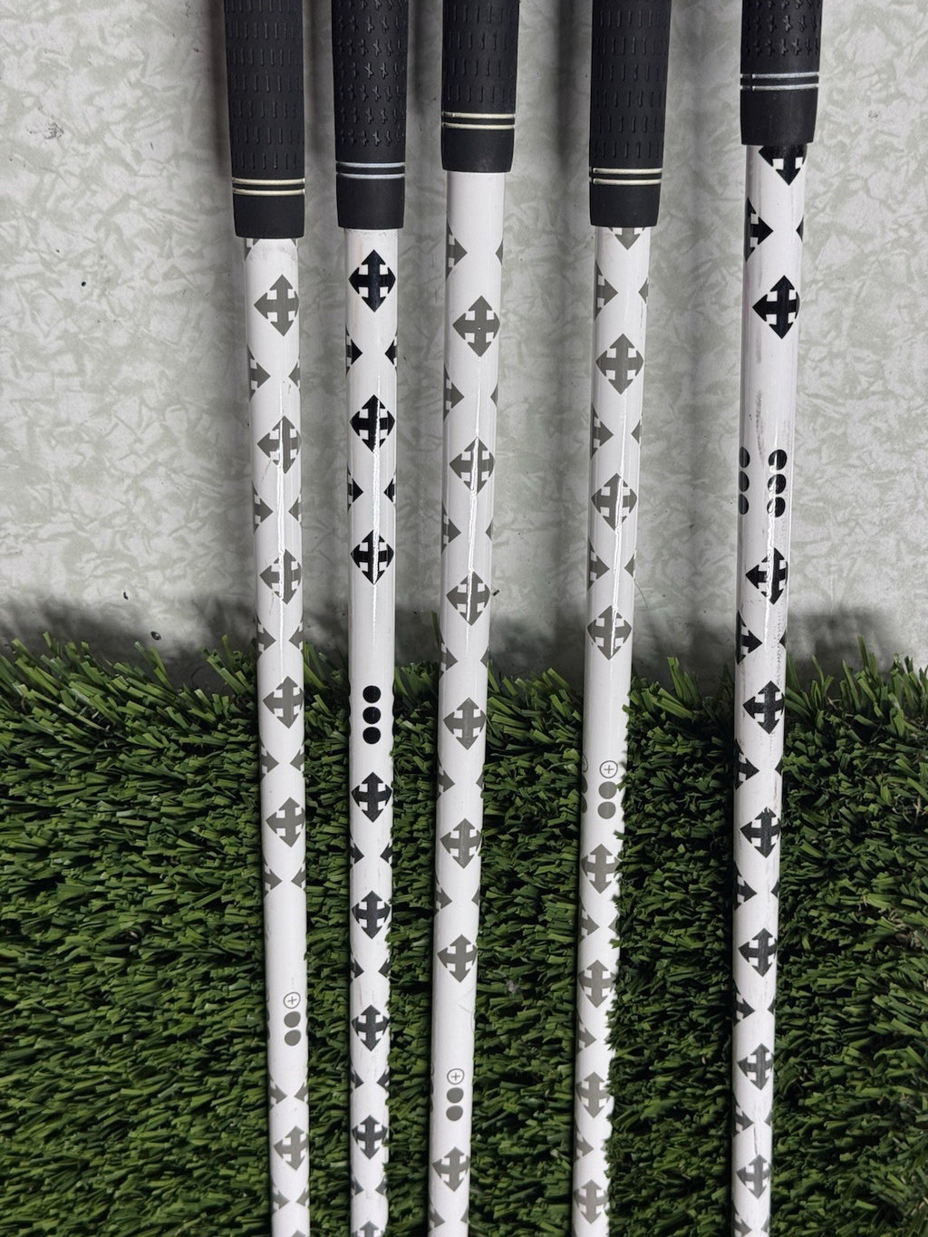 Epec Golf Youth 5 Club Set Driver 14*, 6H 26*, 7, 8, 9 Irons Junior Right Handed