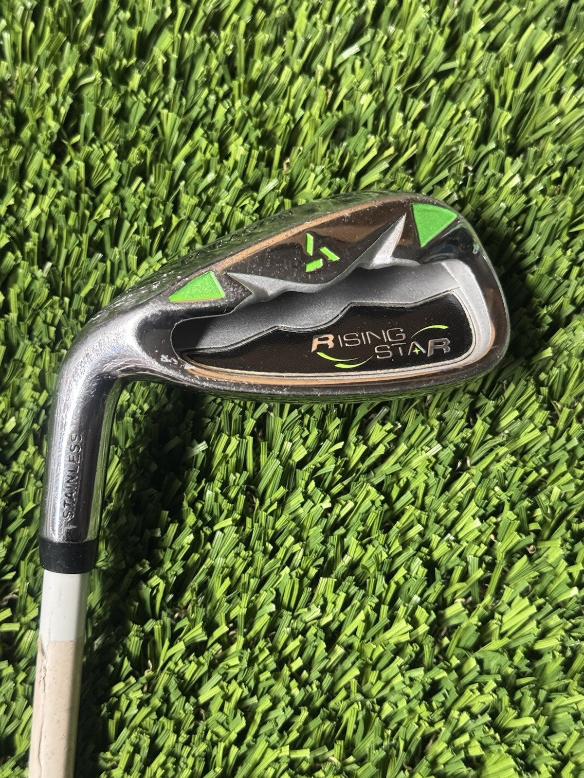 Paragon Rising Star Kids Junior 6-Iron 30” Graphite Shaft Left Hand