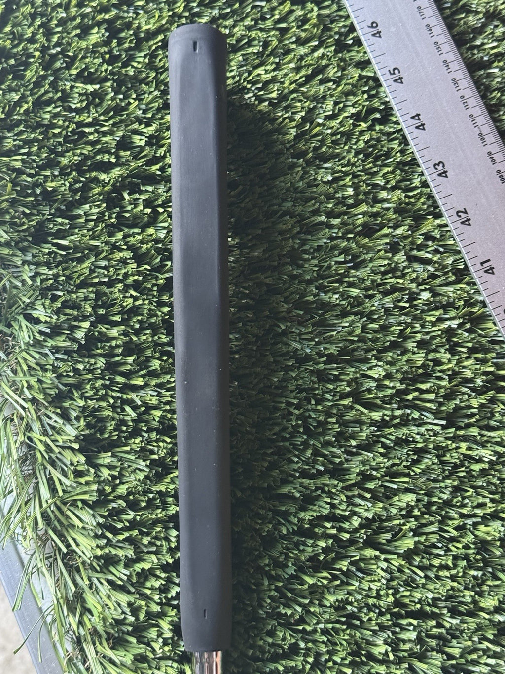 TaylorMade Rossa Corza Ghost Putter 35-In Right Handed New Grip