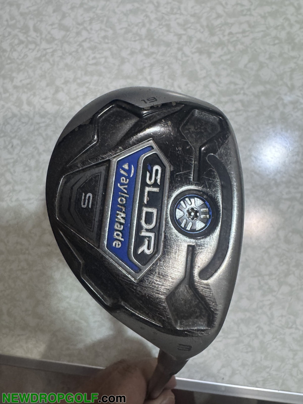 TaylorMade SLDR S Rescue 3 Hybrid 19 Deg Graphite Stiff Flex Right-Handed 40.5in