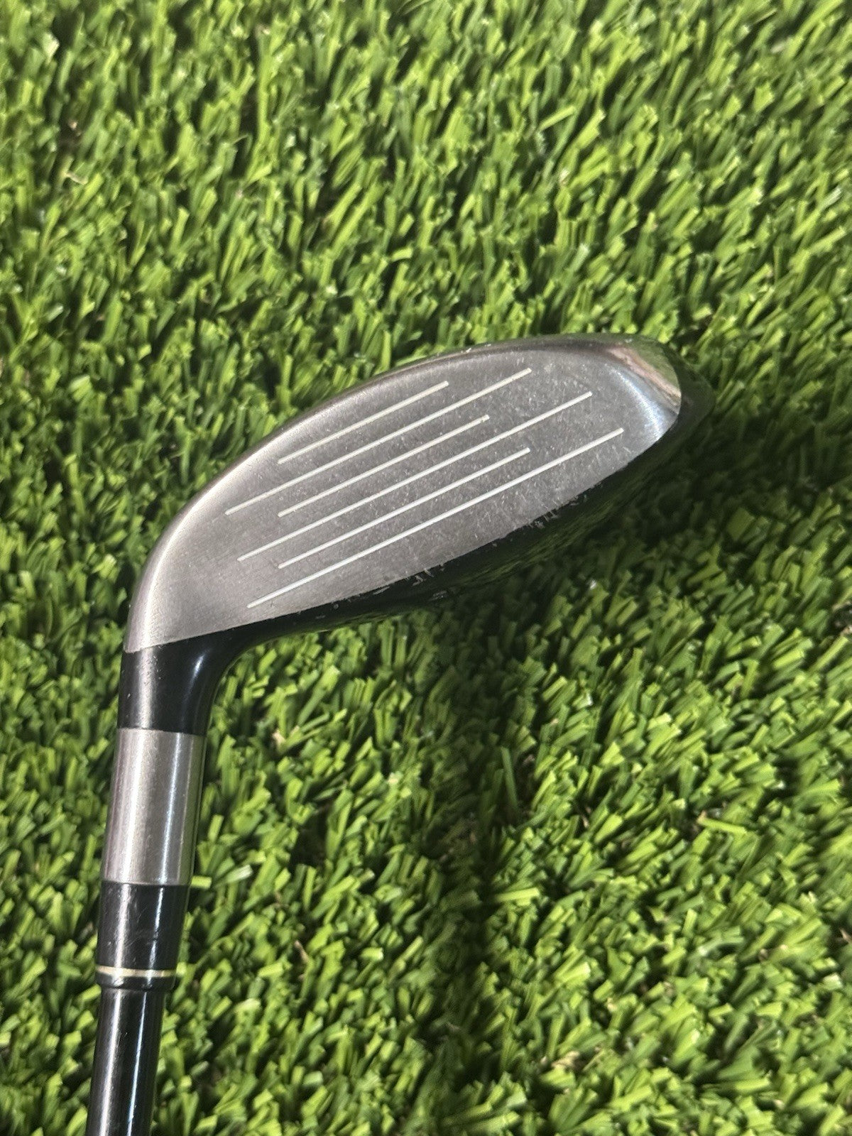 Right Handed Taylormade Burner Rescue 4 H 22° Hybrid REAX 65g M Flex Graphite