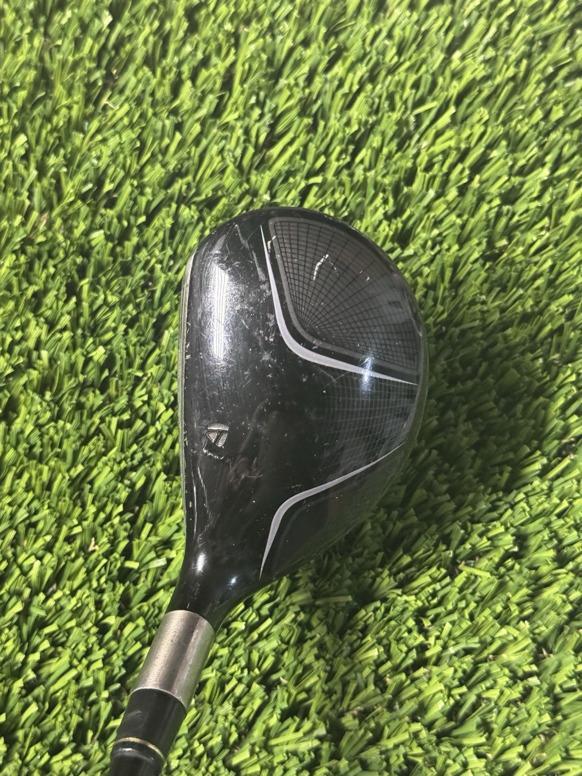 Right Handed Taylormade Burner Rescue 4 H 22° Hybrid REAX 65g M Flex Graphite