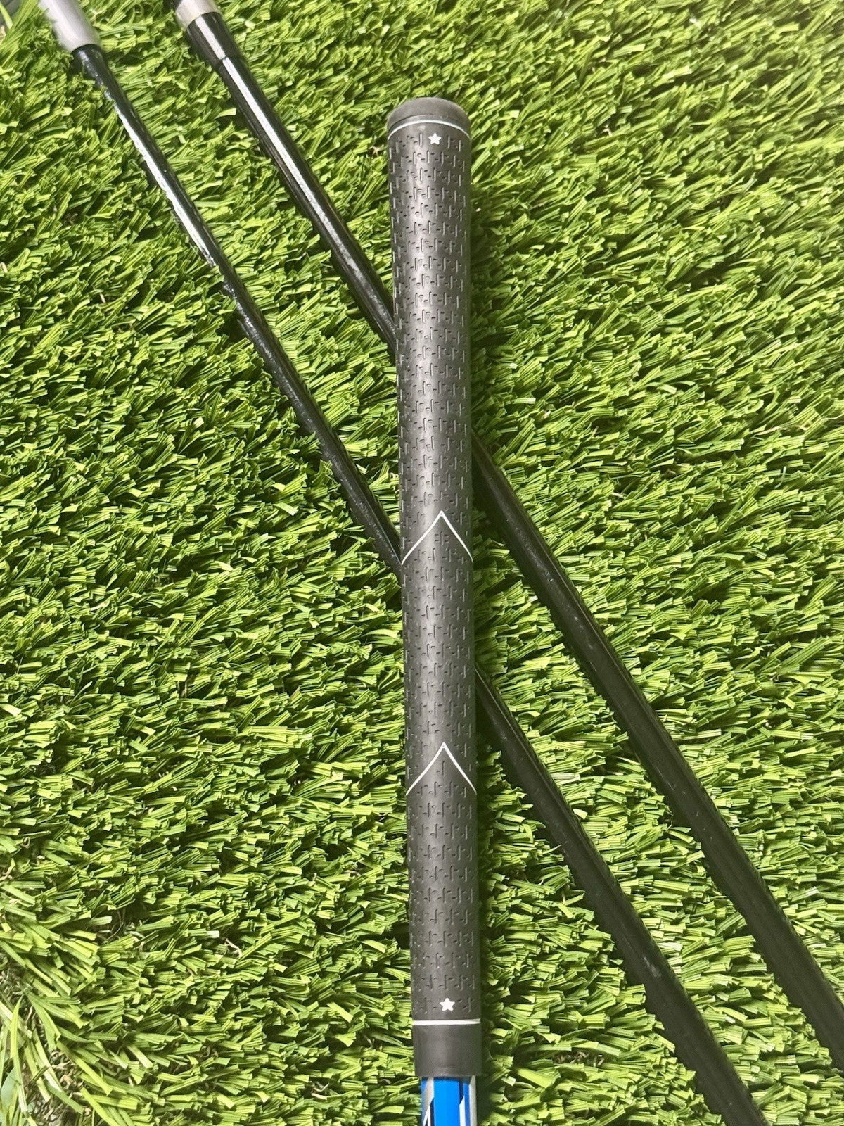 Wilson Ultra Jr Golf Set Hybrid, Long Iron, Short Iron Junior Flex left handed