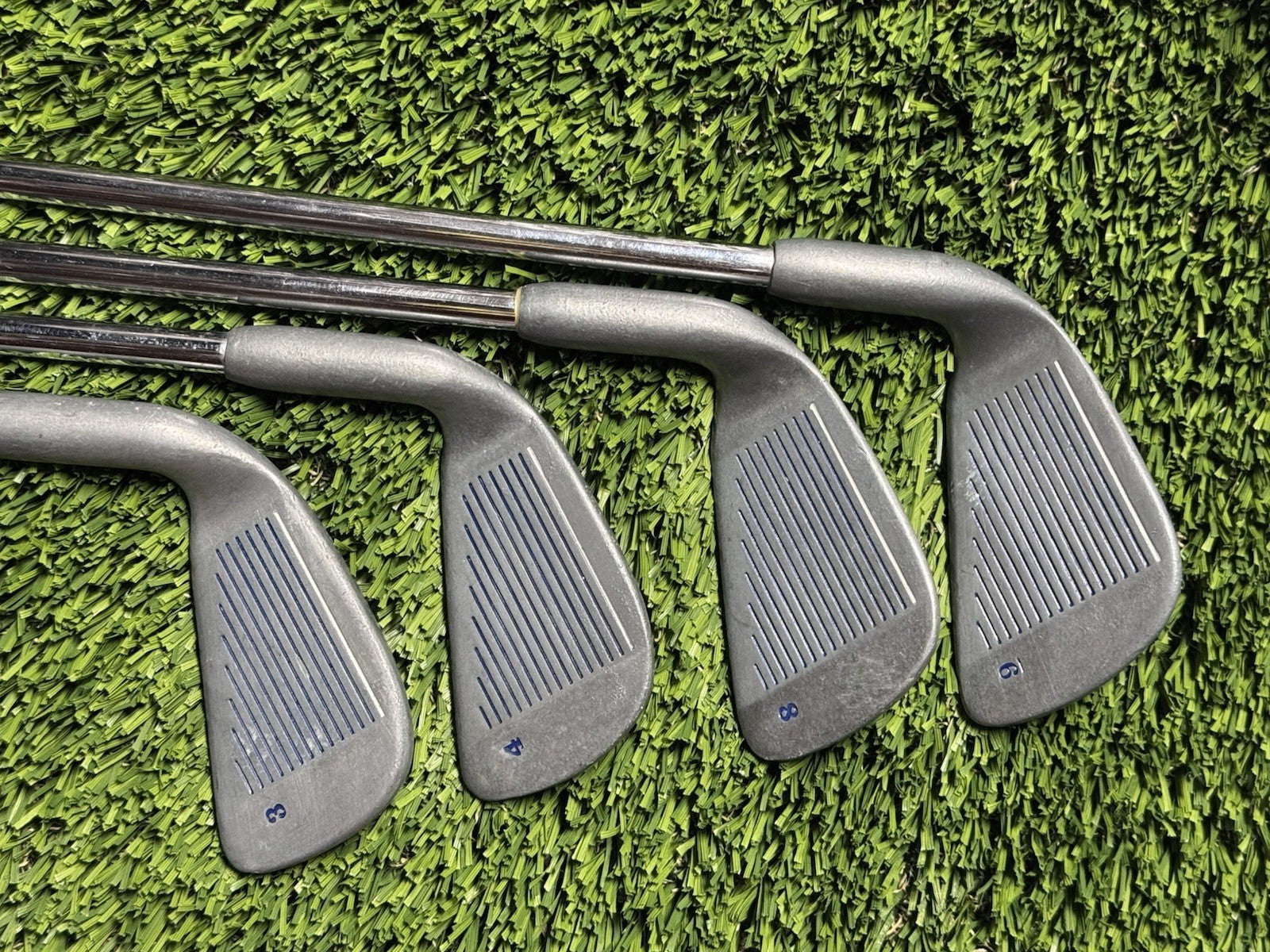 Dunlop Tour 2400 Plus Golf Club Iron Set 3, 4, 8, 9 Irons Ladies Flex Right Hand