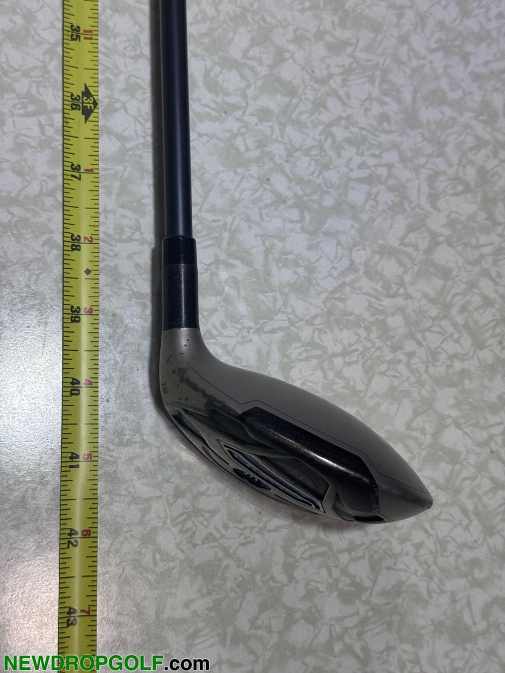 TaylorMade SLDR S Rescue 3 Hybrid 19 Deg Graphite Stiff Flex Right-Handed 40.5in
